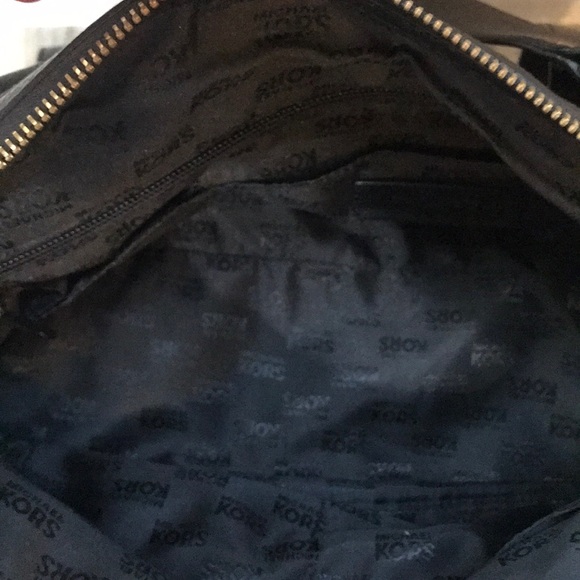 MICHAEL KORS! Gently worn purse - Picture 10 of 12